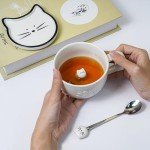 Koolkatkoo Cute Cat mugs Ceramic Cup - Coffee Mug with Lid and Spoon, Animals Hidden inside, Gifts for Cat Lovers, Birthday Thanksgiving Present, 10oz White