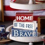 Huquary 4 Pcs Farmhouse 4th of July Patriotic Table Sign Independence Day Table Wood Decorations Patriotic Themed Rustic Farmhouse Wood Block Sign for Party Home Desk (Retro Star)