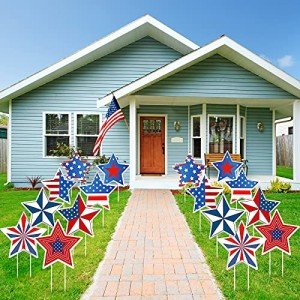 Jetec 4th of July Yard Signs Patriotic Stars Yard Sign Independence Day Outdoor Pathway Decoration with Stakes Waterproof Corrugated Lawn Independence Day Party Supplies, 8 Styles(16 Pieces)