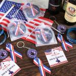 120 Pieces Veterans Day Gifts Set, Bulk American Flag Silicone Bracelet Keychains Patriotic Ribbon Pins Cards Organza Gift Bags for Men Women Party Favors Veterans Day Gifts Patriotic Decorations