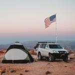 Yeshom 20ft Telescopic Flag Pole Kit with 3'x5' US American Flag & Ball Top Sleeve Set Aluminum Telescoping Flagpole Fly 2 Flags for Outdoor Tailgate Camper RV Tire Mount Inground Outside House