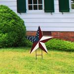 Metal American Star Yard Sign Outdoor Garden Stake Decor Patriotic Star Barn Ornaments US Flag Barn Star Decorative Yard Signs Stakes Lawn Art Sign for 4th of July Memorial Veterans Day