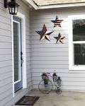 Metal American Star Yard Sign Outdoor Garden Stake Decor Patriotic Star Barn Ornaments US Flag Barn Star Decorative Yard Signs Stakes Lawn Art Sign for 4th of July Memorial Veterans Day