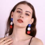 RUOFFETA Raffia Daisy Flower Earrings, Raffia Straw Wrapped Daisy Drop Dangle Earrings Summer Tropical Beach Jewelry(Red, White and Blue)