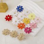 RUOFFETA Raffia Daisy Flower Earrings, Raffia Straw Wrapped Daisy Drop Dangle Earrings Summer Tropical Beach Jewelry(Red, White and Blue)