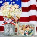 Whaline 40Pcs Patriotic Greeting Cards 10 Designs Vintage 4th of July Note Card with Stickers Envelopes for Independence Day Party Favors Classroom Home Office Supplies, 4 x 6 Inch