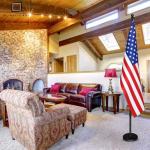 Telescoping Indoor Flag Pole with American Flag