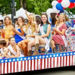 SEPGLITTER 4th of July Tinsel Foil Fringe Garland, 32ft Red White and Blue Patriotic Parade Float Star Hanging Backdrop Banner Table Skirts for Memorial Day Independence Day Decorations