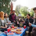 100 Pcs USA Flag Tableware Set – Serves 25, Red White Blue Disposable Party Supplies, Includes Paper Plates, Napkins, and Plastic Forks for Independence Day, 4th of July, Patriotic Table Decorations