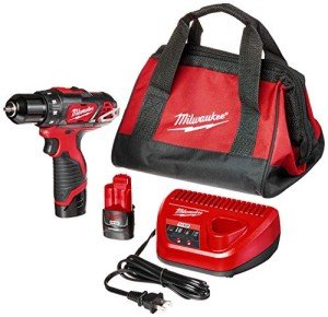 Milwaukee M12 3/8 Inch Drill Driver Kit