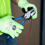 Klein Tools 9-Inch Side Cutter Lineman's Pliers