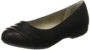 Cliffs by White Mountain Clara Black Ballet Flats