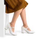 Vintage Mary Jane Pumps - Size 9