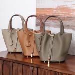 Genuine Leather Lock Design Bucket Bag Vegetable Basket, Fashionable and Versatile Satchel Handbag