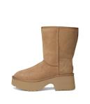 UGG Women's Classic Short Boot in Chestnut