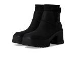 UGG Women's Moxy Chelsea Boot, Black, 8