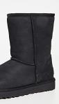 UGG Women's Classic Short Ii Boot, Black, 08