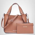 Calvin Klein Estelle Novelty Crossbody, Caramel