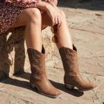 Bybmorto Brown Cowboy Boots for Women Square Toe - Mid Calf Western Cowgirl Boots with Embroidery, Pull On Low Chunky Heel Fashion Footwear for Daily Casual Party Country Concert, Size US 8