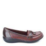 Clarks Femme Ashland Bubble Moccasins in Brown