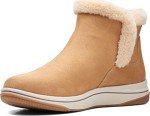 Clarks Women's Tan Breeze Fur Ankle Boots