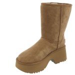 UGG Women's Classic Short Boot in Chestnut