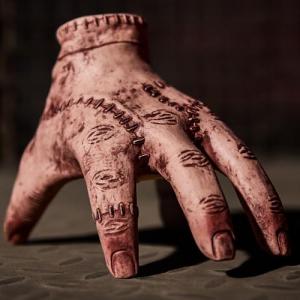 Creepy Crawling Animatronic Hand for Halloween Fun