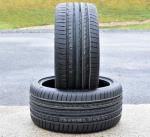 Cosmo MuchoMacho All-Season Radial Tires - 255/35R18