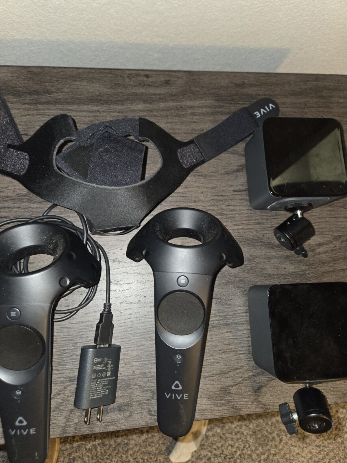 HTC Vive VR Gaming Headset (Model 99HAHZ024-00)