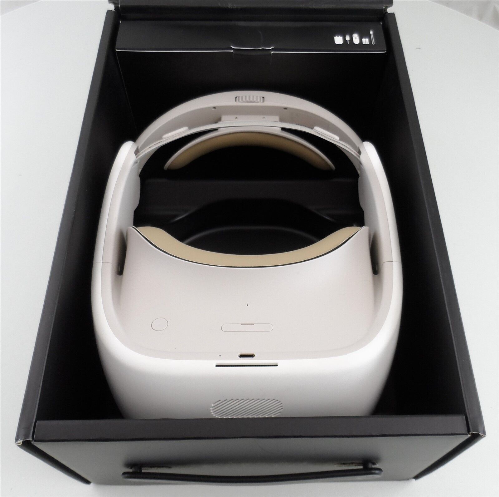 HTC VIVE Focus Enterprise Wireless VR Headset