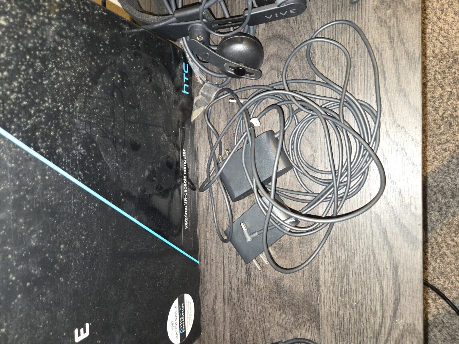 HTC Vive VR Gaming Headset (Model 99HAHZ024-00)