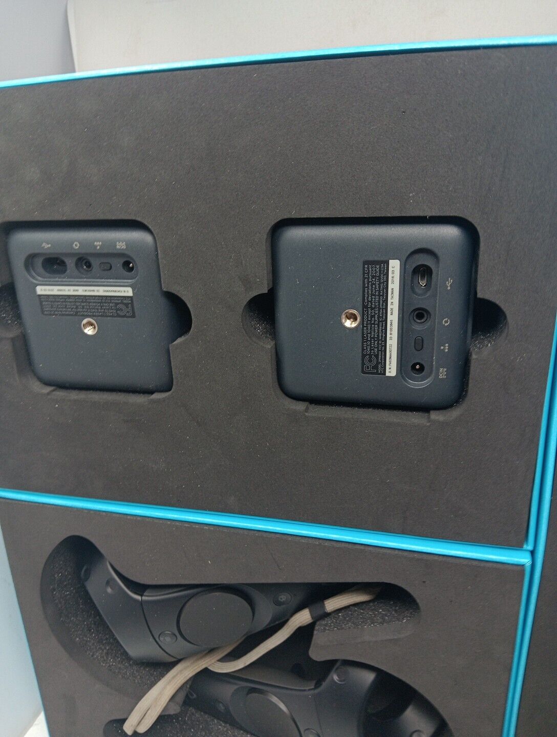 HTC Vive VR Headset System - Complete Bundle