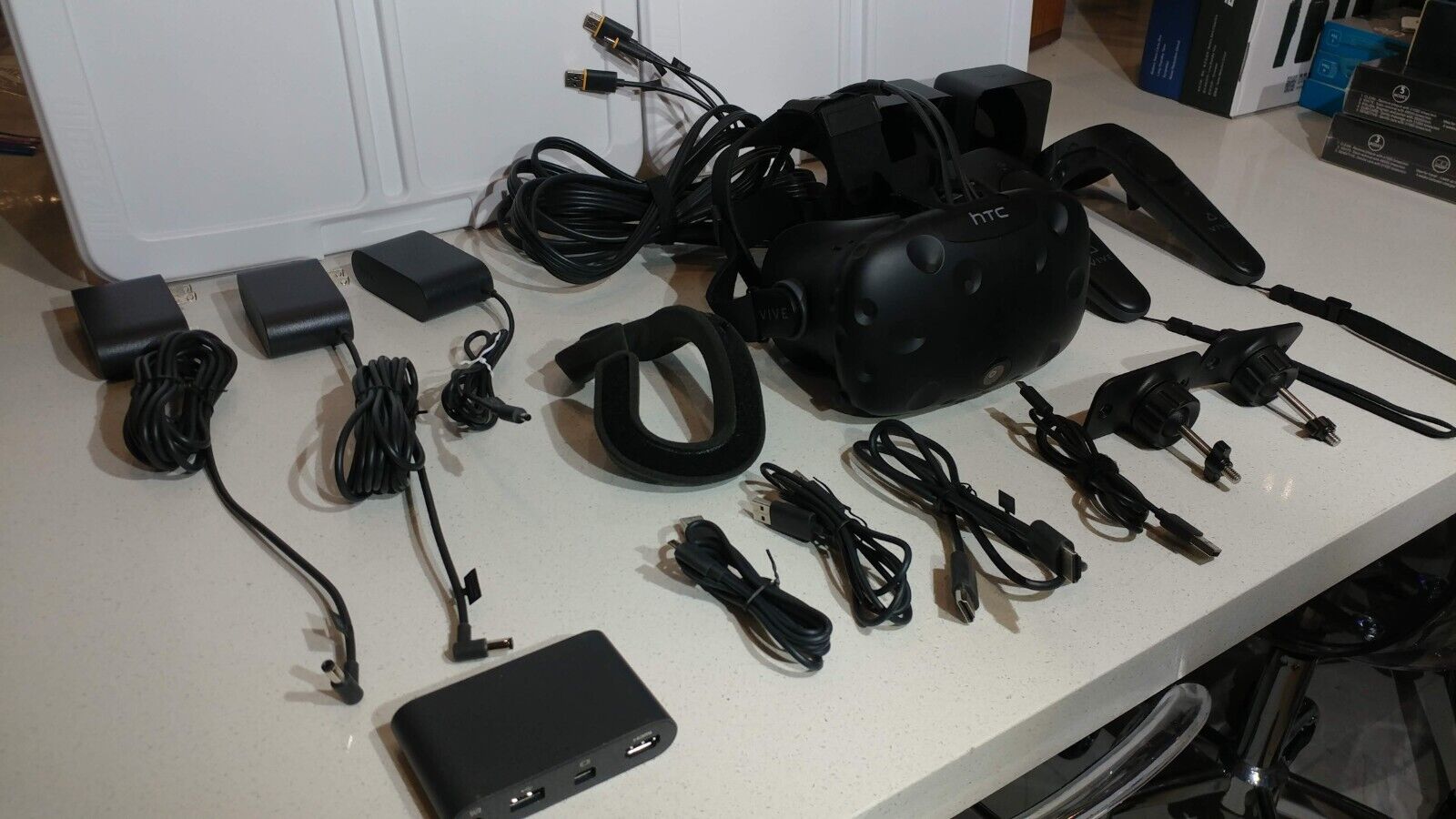 HTC Vive VR Headset Complete Full Kit