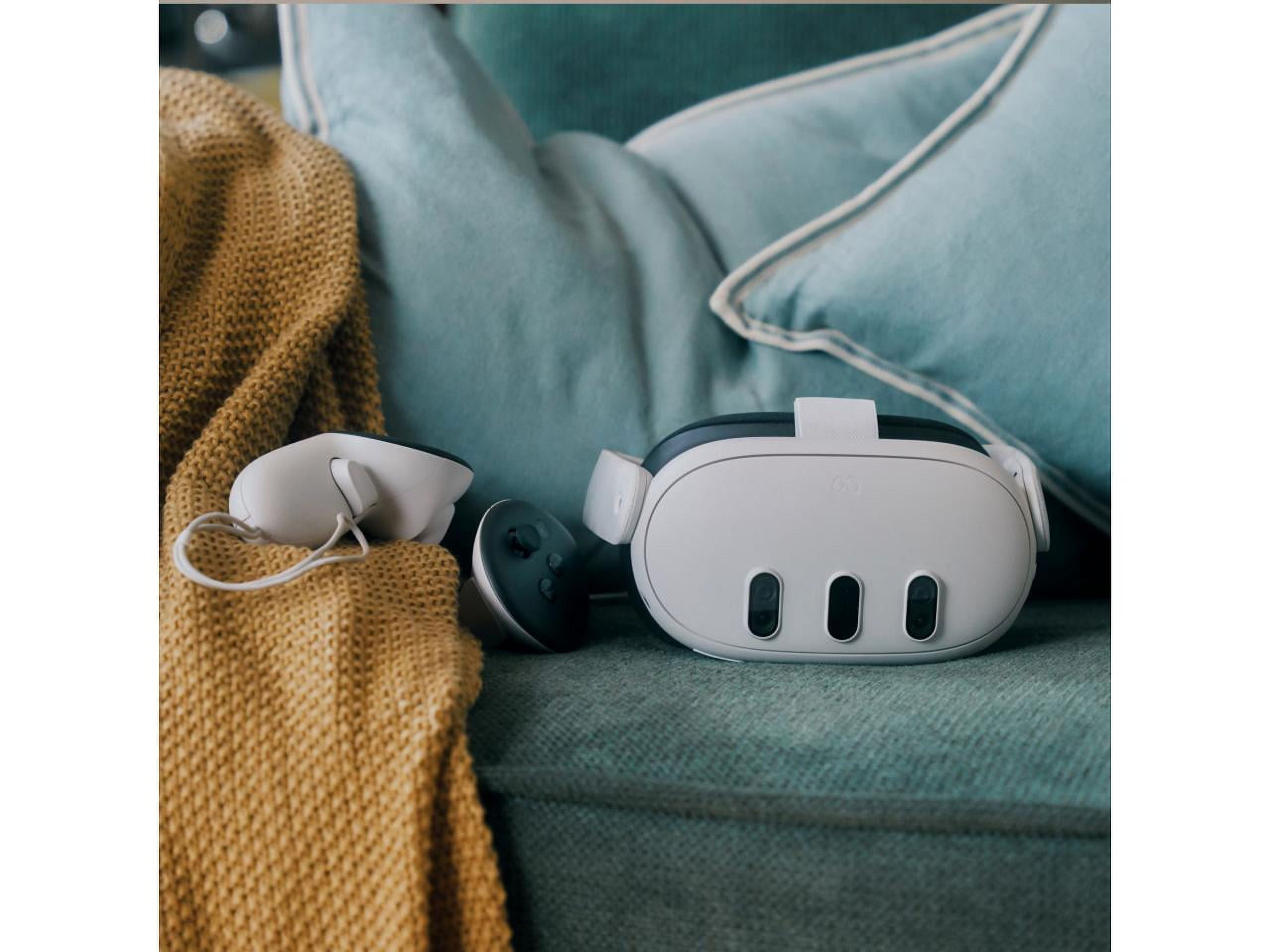 Meta Quest 3 - 128GB Mixed Reality Headset