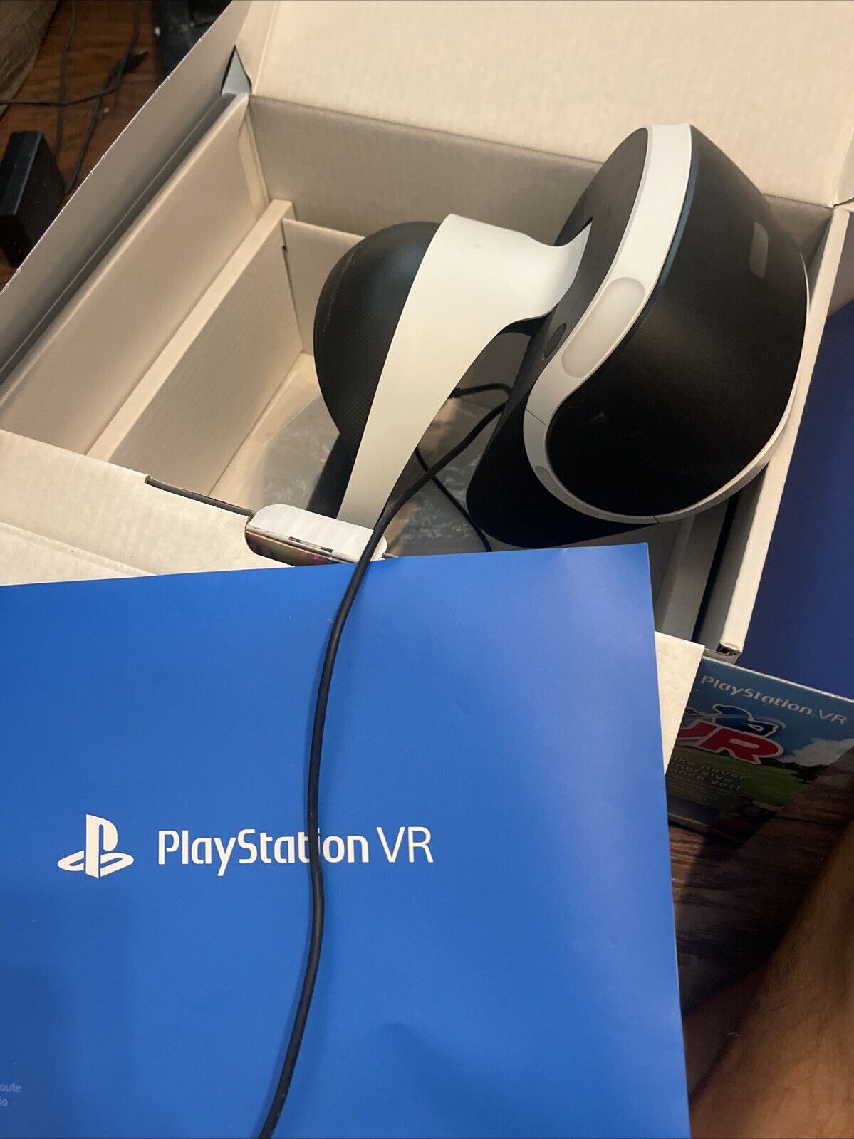 Sony PlayStation VR: Blood & Truth + Golf Bundle