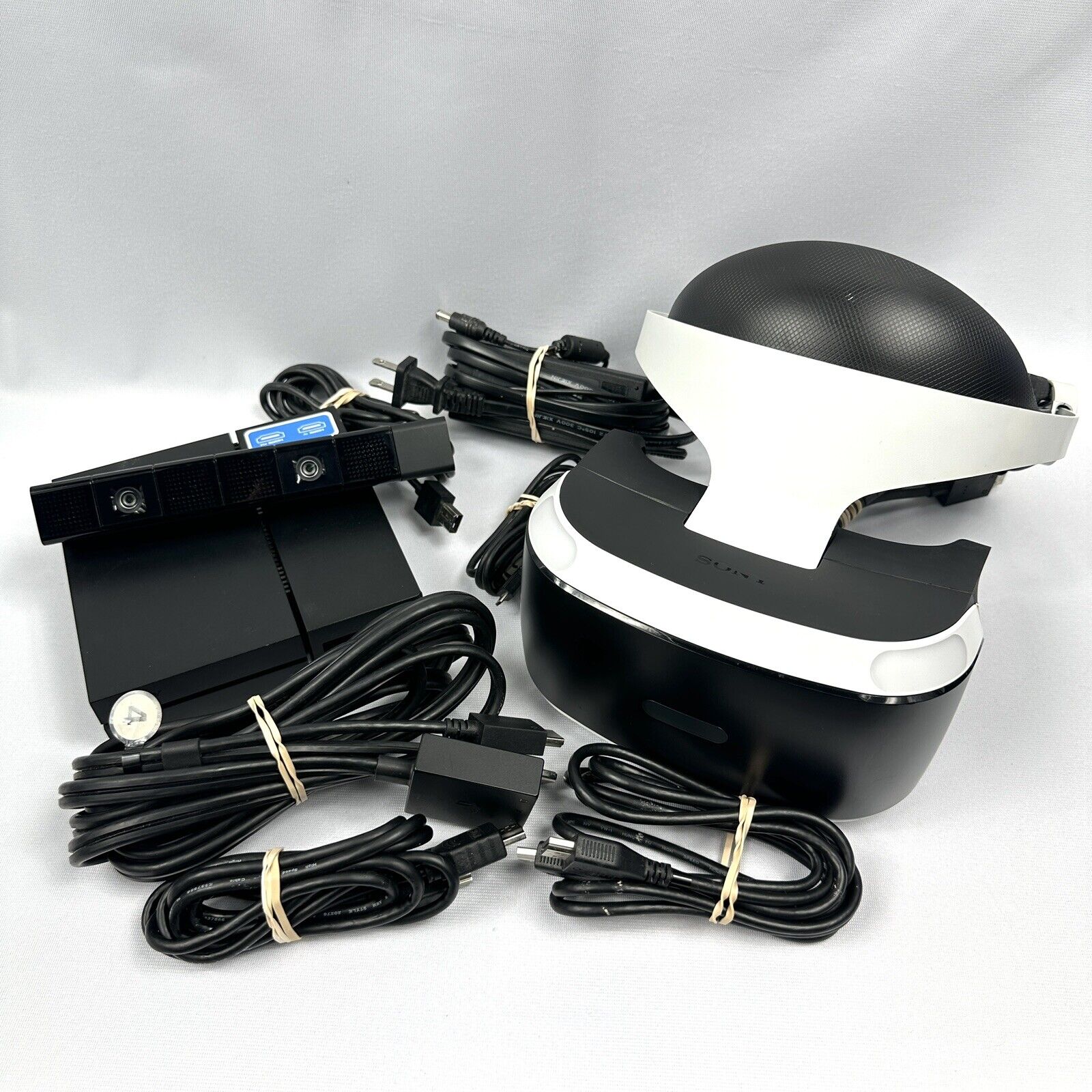 Sony PS4 VR Headset Bundle with Camera & Cables