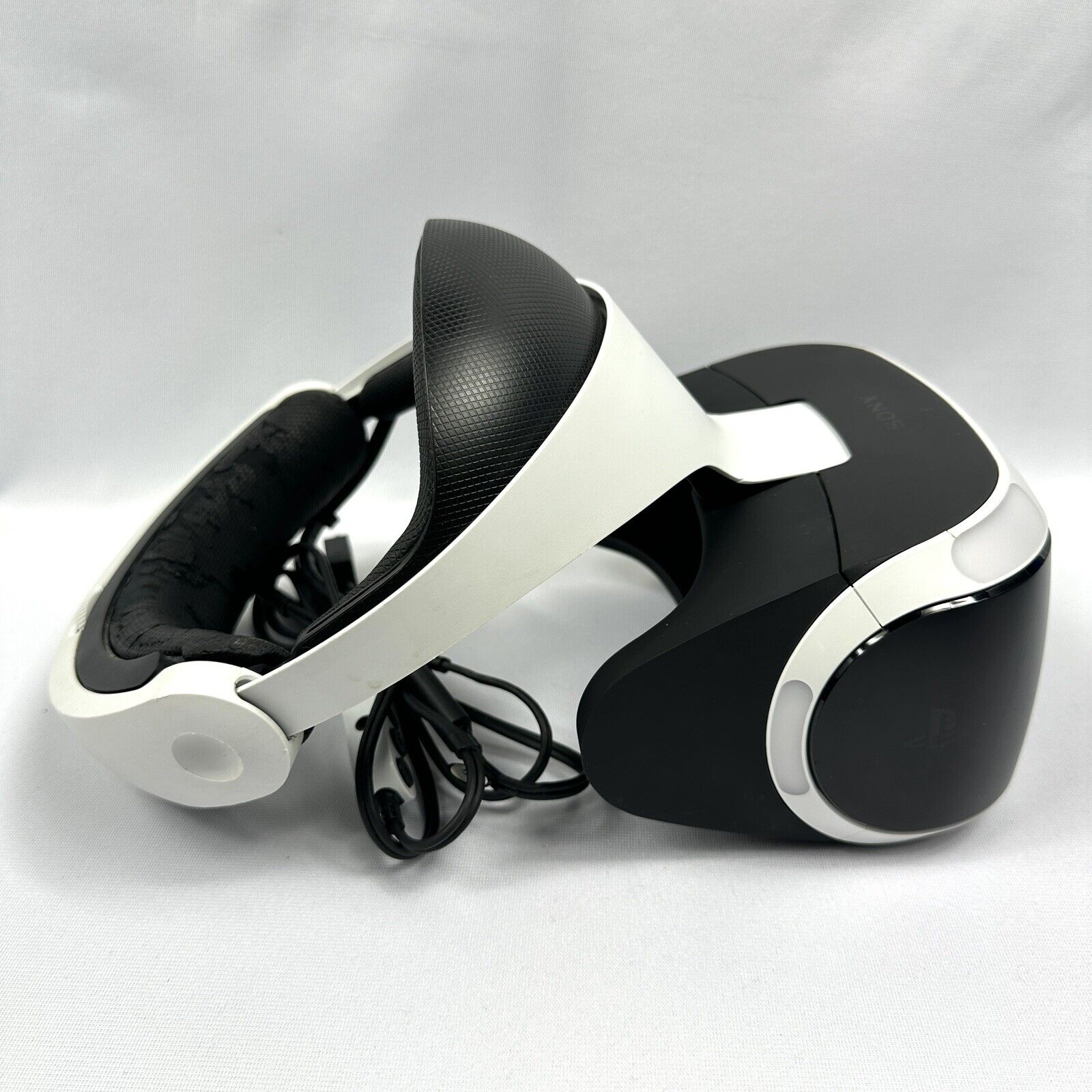 Sony PS4 VR Headset Bundle with Camera & Cables