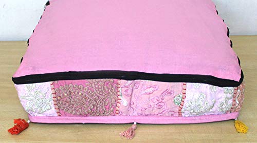 Craft Kala Mandala Cushion Cover in Baby Pink