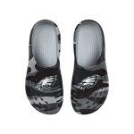 FOCO Philadelphia Eagles NFL Mens Tonal Camo Clog - L