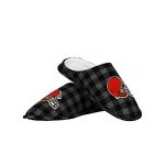 FOCO Cleveland Browns Sherpa Lined Buffalo Check Memory Foam Slipper - L