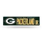 Rico Industries NFL Green Bay Packers 16-inch Plastic Street Sign Décor