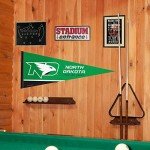 College Flags & Banners Co. North Dakota Fighting Hawks ND Hawk Logo Pennant