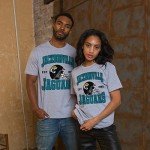 Junk Food Clothing x NFL - Jacksonville Jaguars - Team Helmet - Unisex Adult Short Sleeve Fan T-Shirt for Men and Women - Size X-Large