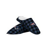 FOCO Men's NFL New England Patriots Sherpa Lined Buffalo Check Memory Foam Slippers, Small (7-8)