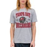 Junk Food Clothing x NFL - Tampa Bay Buccaneers - Team Helmet - Unisex Adult Short Sleeve Fan T-Shirt for Men and Women - Size Large