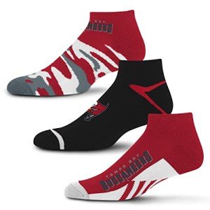 For Bare Feet NFL Tampa Bay Buccaneers CAMO BOOM 3 Pack Ankle Sock Team Colors Large