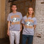 Junk Food Clothing x NFL - Miami Dolphins - Team Helmet - Unisex Adult Short Sleeve Fan T-Shirt for Men and Women - Size Large