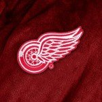 Northwest NHL Detroit Red Wings Unisex-Adult Silk Touch Bath Robe, Large/X-Large, Team Colors