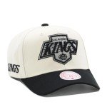 Mitchell & Ness Los Angeles Kings NHL Game On Pro Precurved Vintage Snapback Hat Cap - Off White/Black