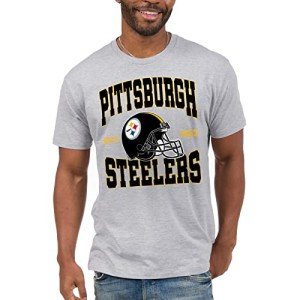 Junk Food Clothing x NFL - Pittsburgh Steelers - Team Helmet - Unisex Adult Short Sleeve Fan T-Shirt for Men and Women - Size Large
